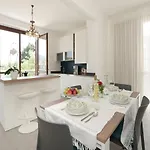 شقة Mari By Interhome لووِنو
